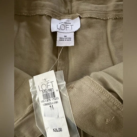 Ann Taylor Loft Khaki Front-Pocket Shorts | Size 14 - Picture 2 of 6